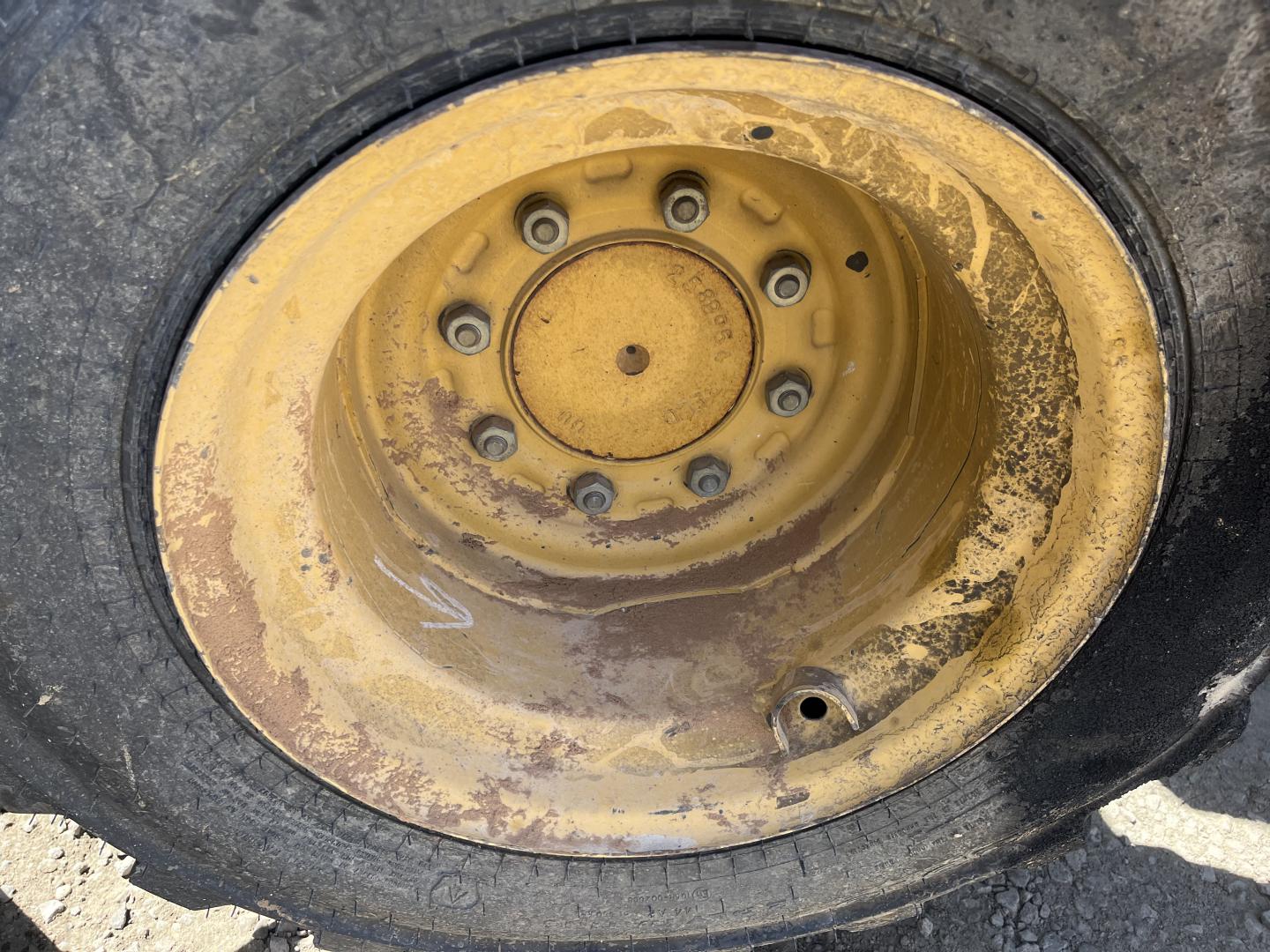 ./imagenes/INVOICE/2019/18065/MINICARGADOR CATERPILLAR 272C (4).JPG